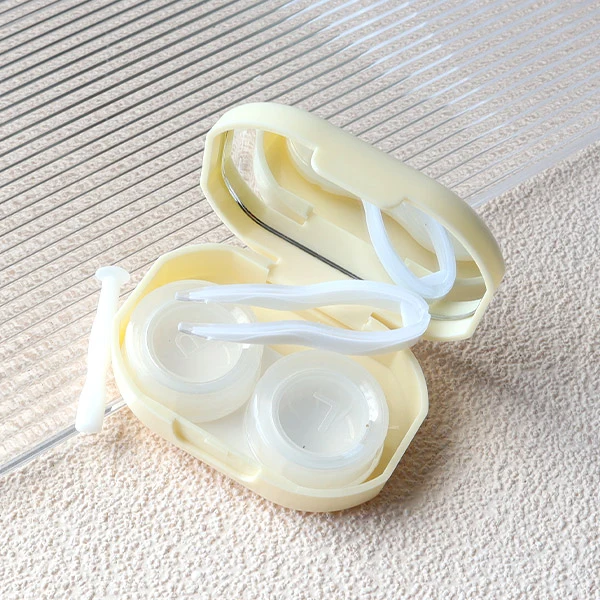 Kawaii Lens Travel Buddy (MilkDog Yellow) - Image 2