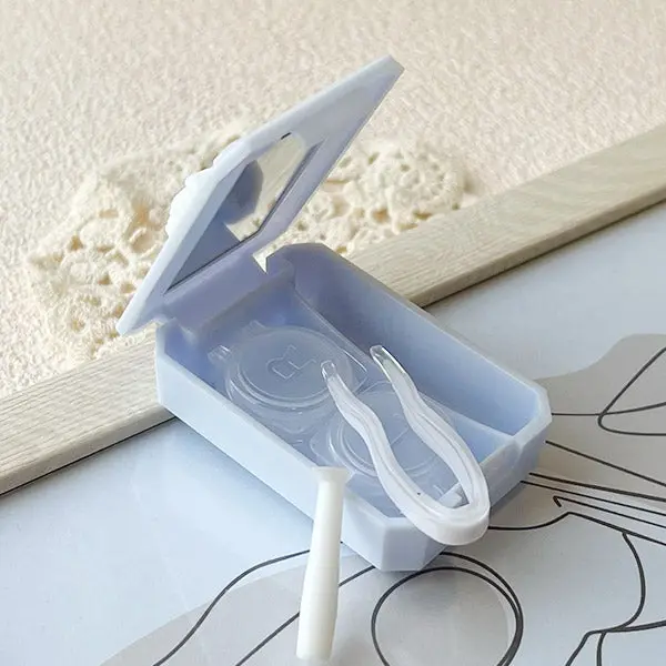 Korean-Style White Teddy Contact Lens Travel Kit - Image 2