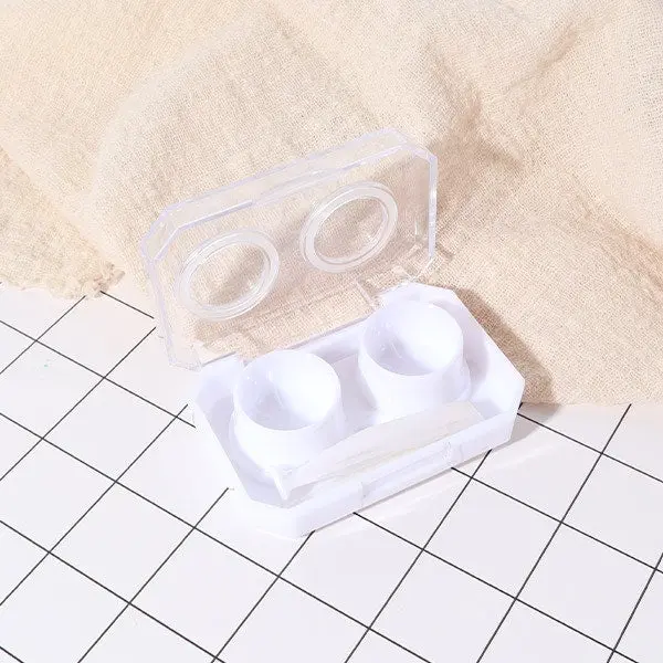 Mini Handy Screwless Cap Lens Case (White) - Image 2