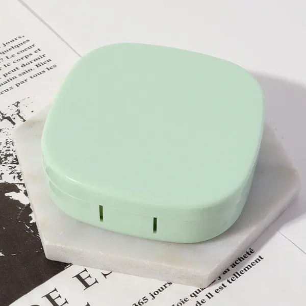 Minimalist Lens Travel Kit (Green)
